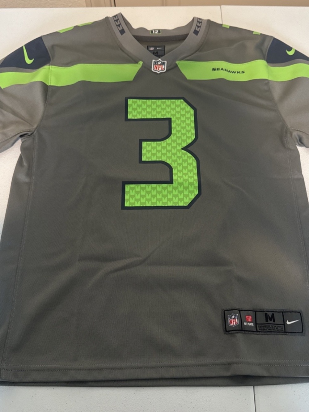 Nike Russell Wilson Seattle Seahawks #3 Jersey Youth Medium 10/12 NFL